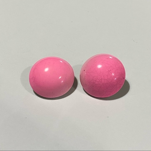 💥3 for $25💥 Vintage Clip On Pink Round Earrings